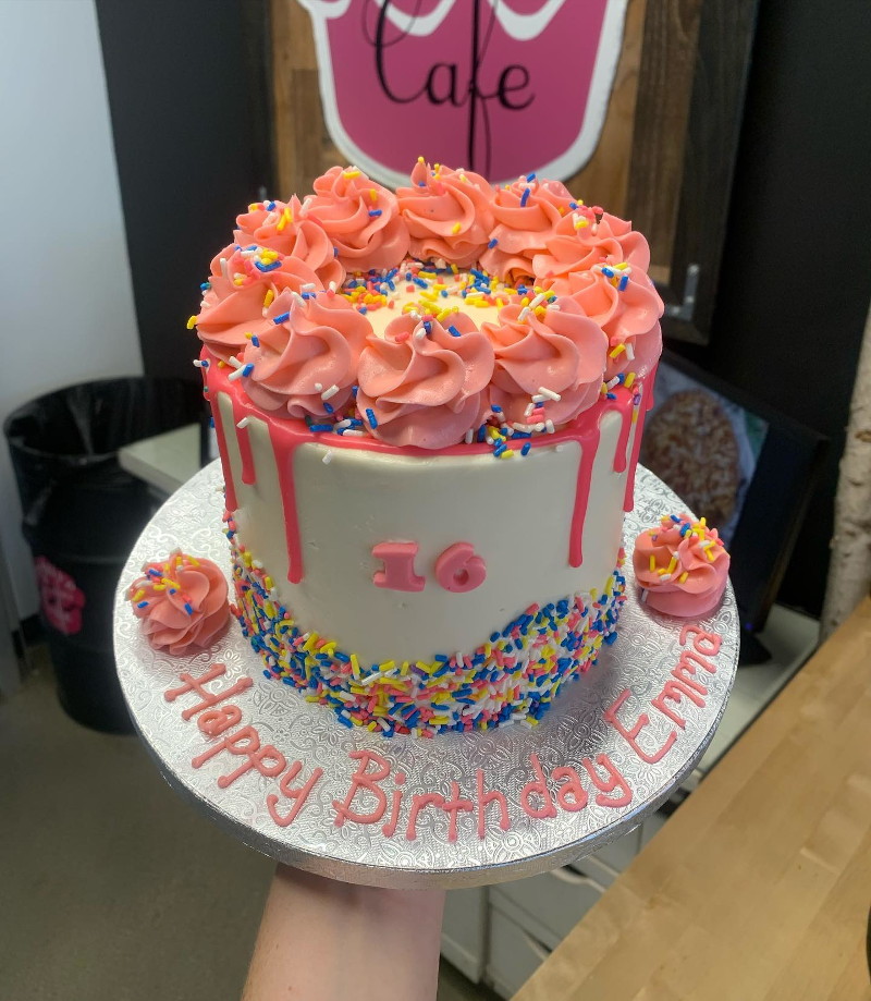 sweet 16 cake
