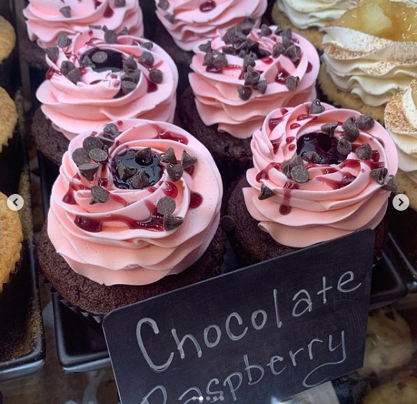 Chocolate Raspberry Cupcake
